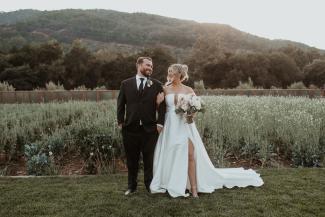 Outdoor Wedding Themes for a Vineyard Venue